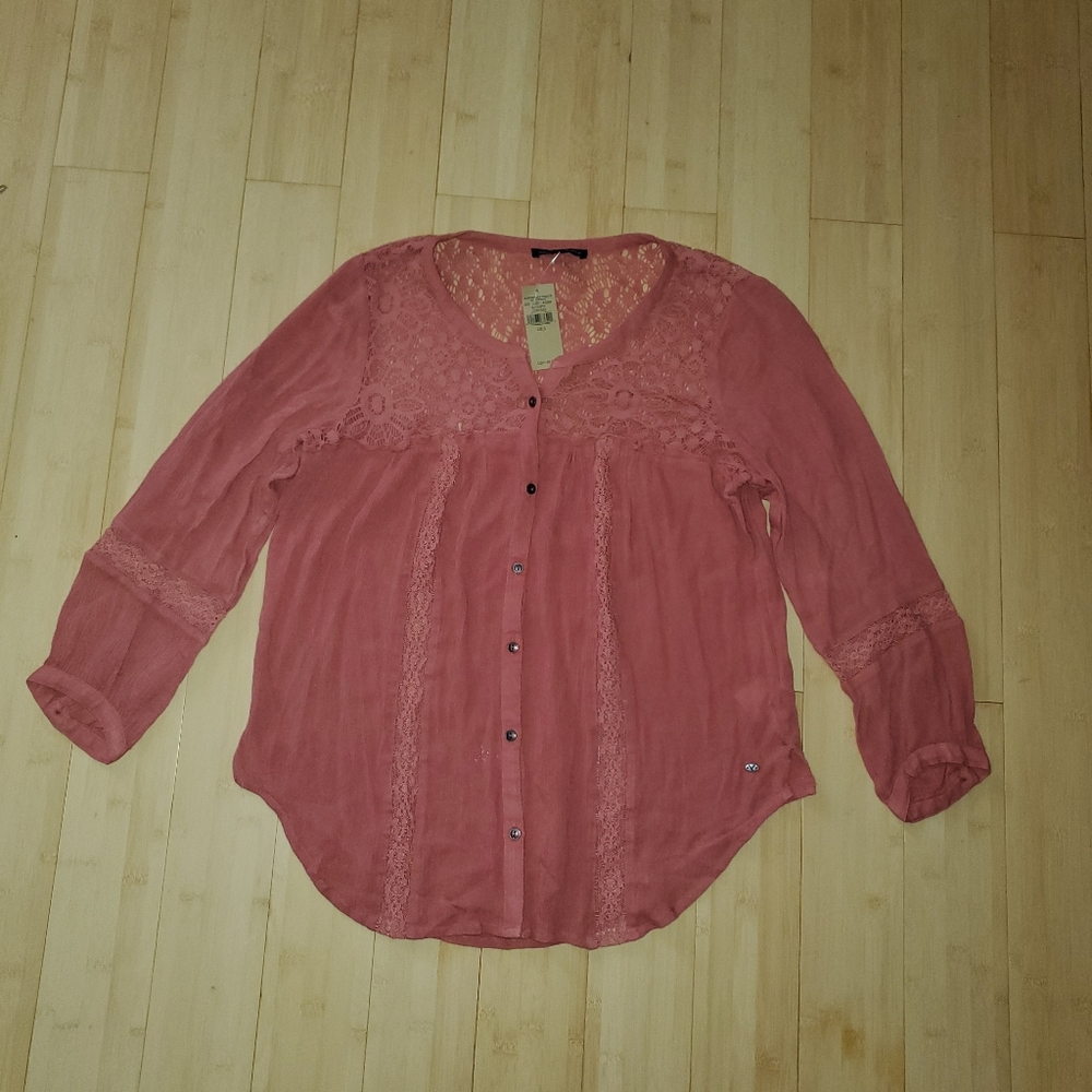 American Eagle Outfitters Button Down